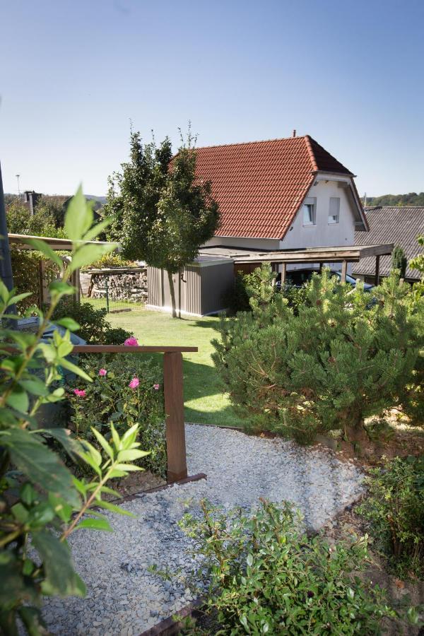 Casa Felicitas - Ferienwohnung & Studio 莫内西 外观 照片